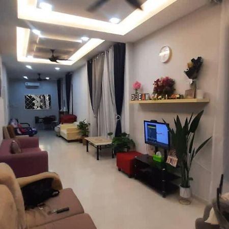 Homestay Restu Bonda Kampung Cerang Ruku Екстериор снимка